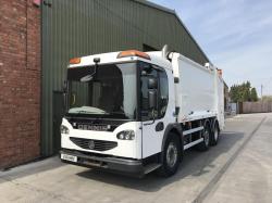 Dennis Eagle Elite 2 6X2 Narrow Split Lift