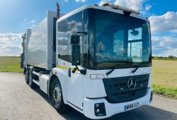 2016 Mercedes Econic 26t 6x2 Rear Steer