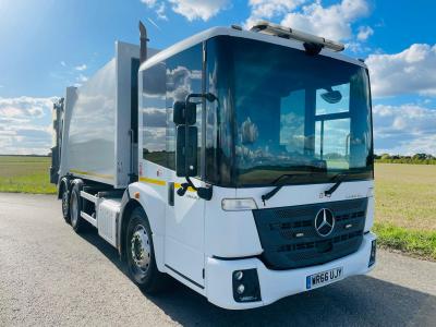 2016 Mercedes Econic 26t 6x2 Rear Steer