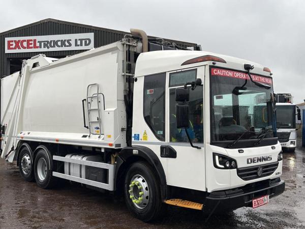 Dennis Elite 6 26t 6x2 Rear Steer Twin Pack